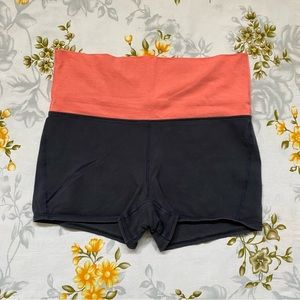 Gap Body Size M Fold Over Shorts